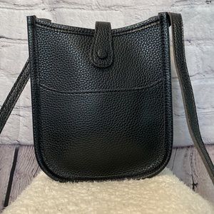 Women’s Black Leather Crossbody Bags…Sz S